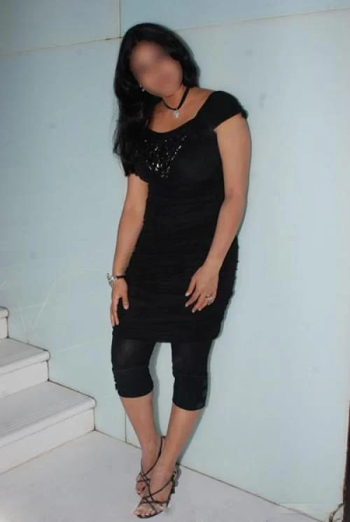 Call Girls Vaniyambadi